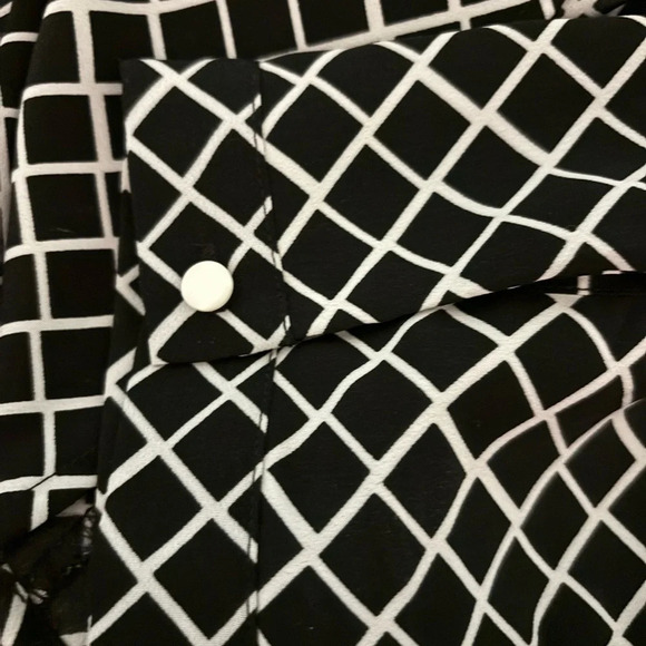 The Limited Womens Black White Tunic Style 3/4 Sleeve Check Pattern Sz Small Top - Picture 6 of 10